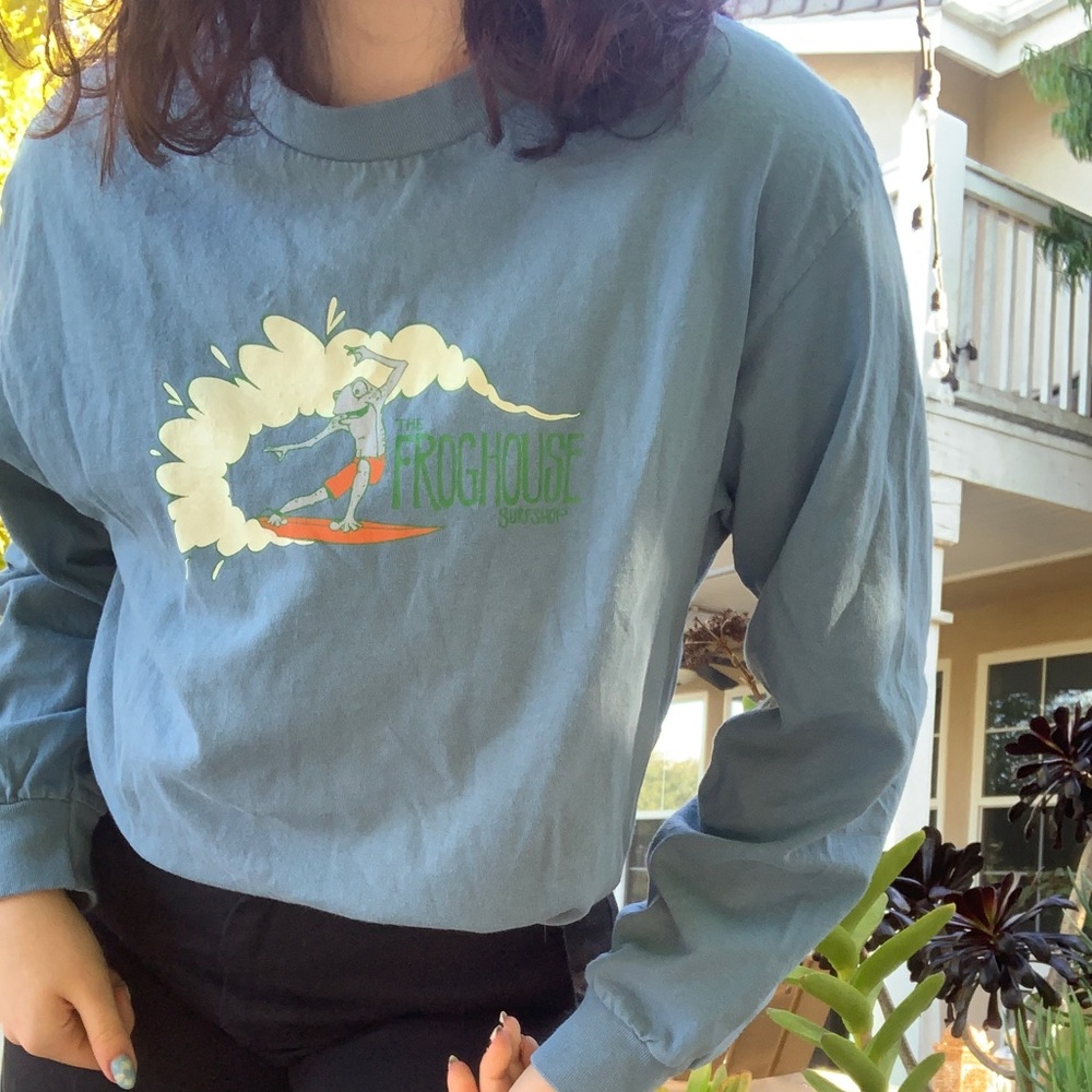 the froghouse tee